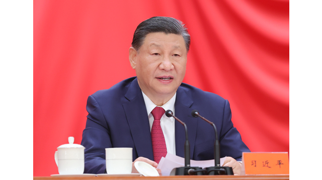 习近平：朝着建成科技强国的宏伟目标奋勇前进